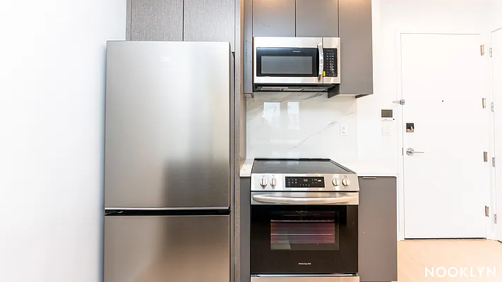 Rented by Nooklyn NYC LLC | media 52