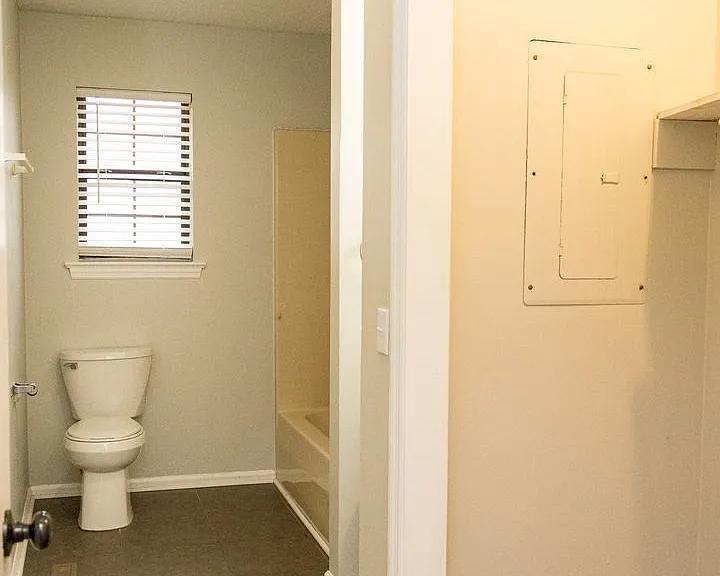 1418 Baggett Rd #1516 — Photo 11