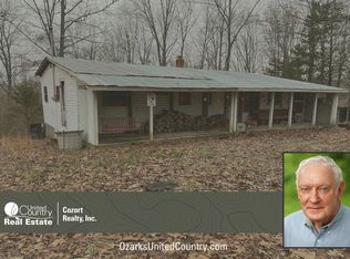 525 Music Hall Ln, Mammoth Spring, AR 72554