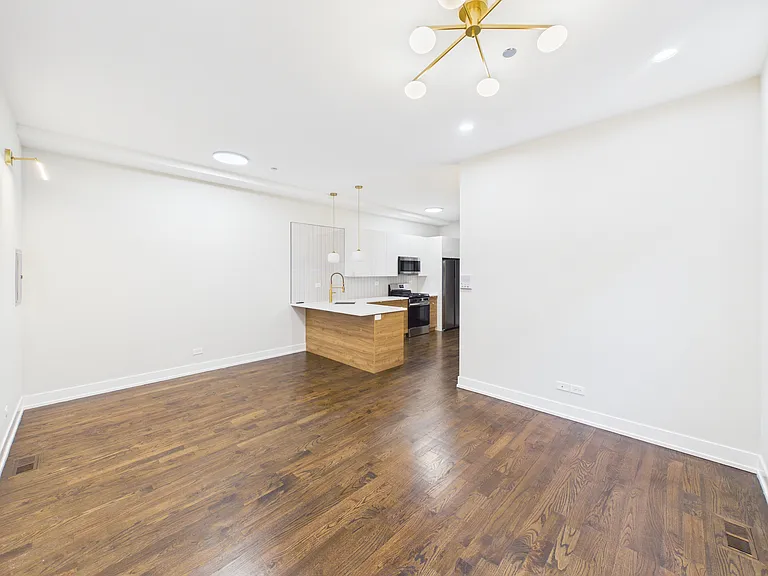 2350 S Leavitt St #1F — Photo 3