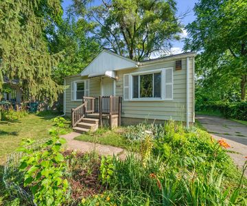 1099 Hawthorne Ave, Ypsilanti, MI, 48198