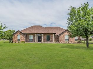 900 Morton Hill Ln, Haslet, TX 76052