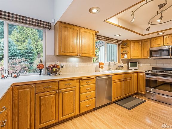 5th image of 10912 SE 284th St