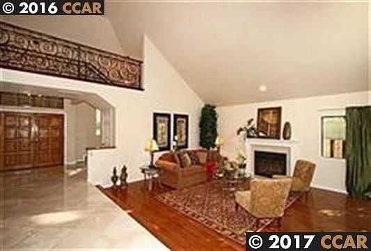 3rd image of 1243 Whispering Oaks Dr