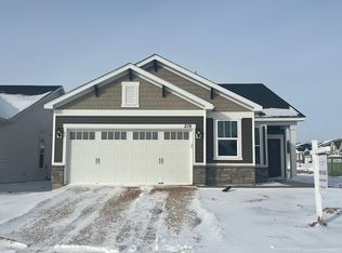 219 Liberty Heights Dr, Chaska, MN 55318