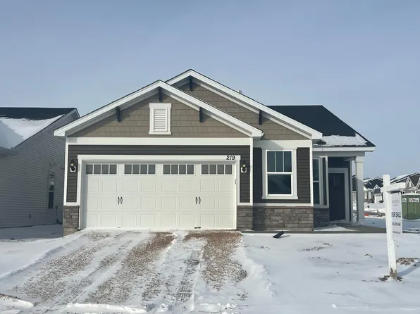 219 Liberty Heights Dr, Chaska, MN 55318