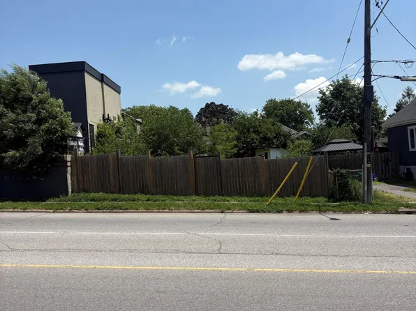 236 Westchester Cres, Saint Catharines, ON L2P 2V8