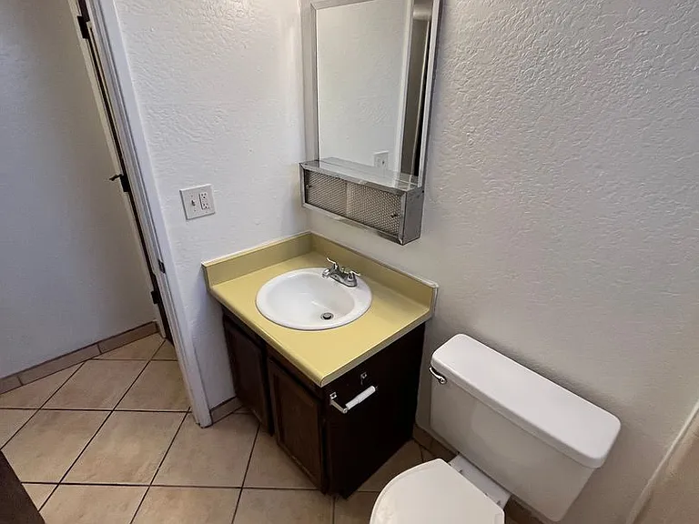 446 E Pastime Rd — Photo 22