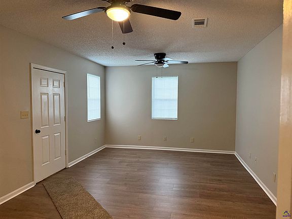 5th image of 118 S Springs Dr
