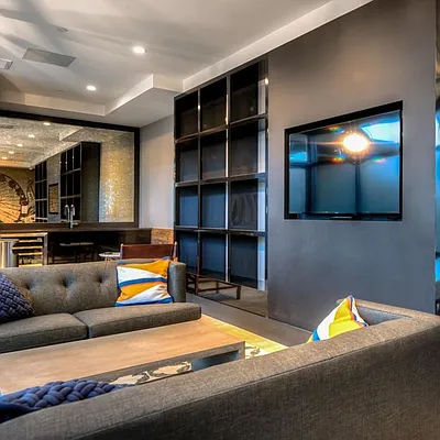 Rented by Nooklyn NYC LLC | media 42