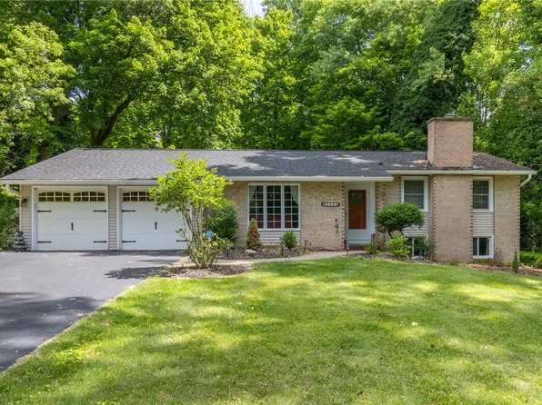 230 Panorama Trl, Rochester, NY 14625