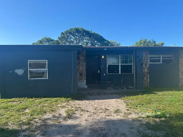 920 Revels Lane, Fort Pierce, FL 34982