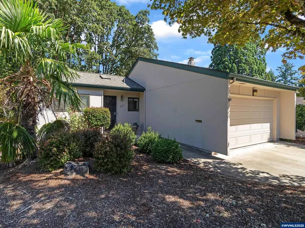 634 Salem Heights Ave S, Salem, OR 97302