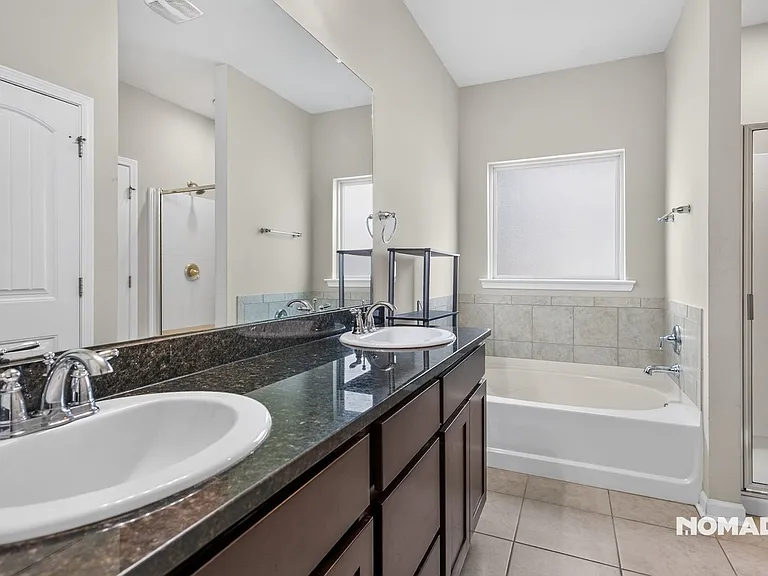 39394 Legacy Lake Dr — Photo 9
