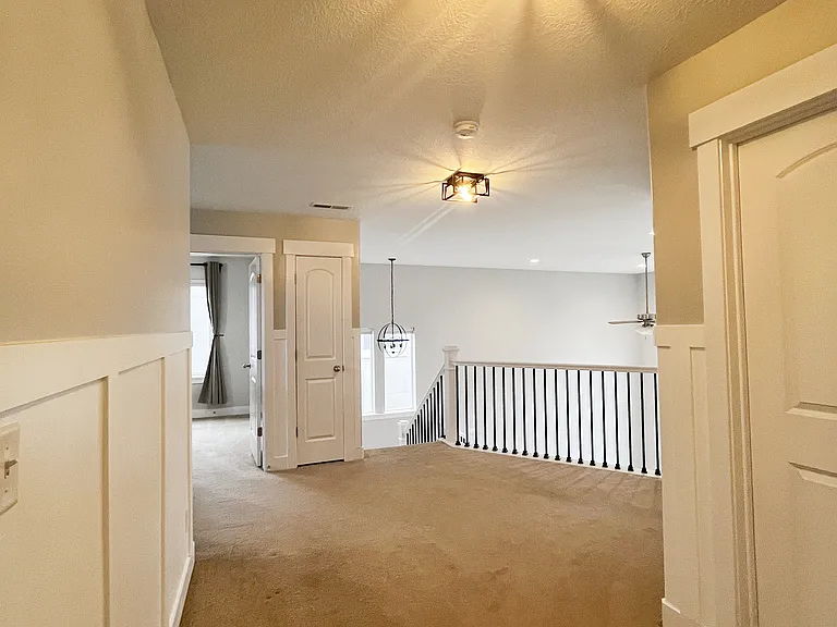 1638 W Quailhill Rd — Photo 18