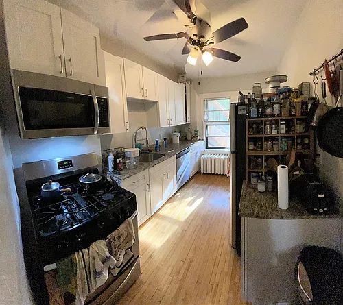 3852 Grand Ave S Photo 1