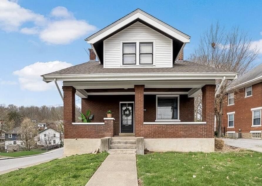 1st image of 1735 Woodburn Ave