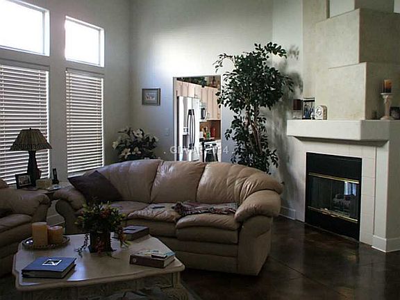 3rd image of 7212 Tealwood St