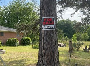 120 Hinkle Rd, Lexington, NC 27295