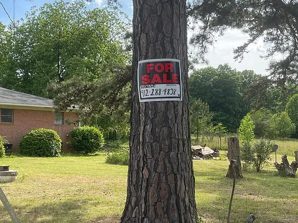 120 Hinkle Rd, Lexington, NC 27295