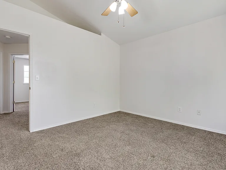 2114 E Olympic Ave — Photo 22