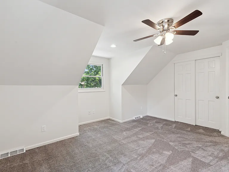 2410 Wealdstone Rd — Photo 38