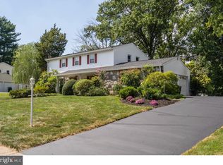 3572 Black Angus Dr, Huntingdon Valley, PA 19006