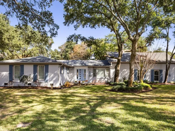 2000 Waterway Blvd, Isle Of Palms, SC 29451