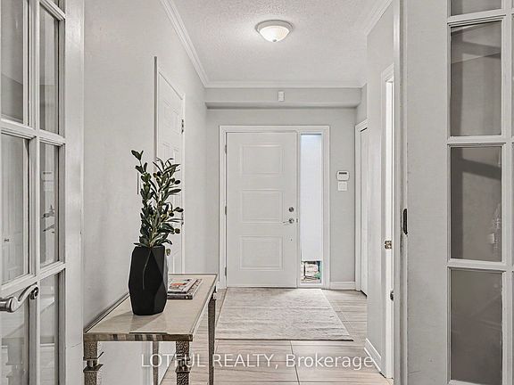 3rd image of 365 Riversedge Cres