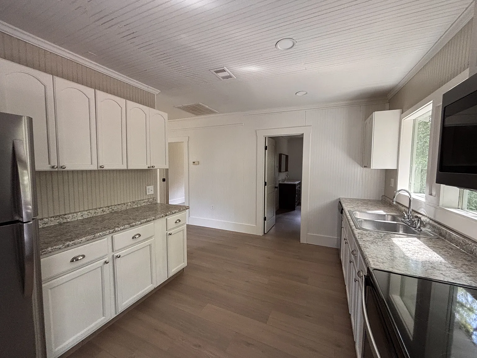 315 Dixie Street - 1 — Photo 4