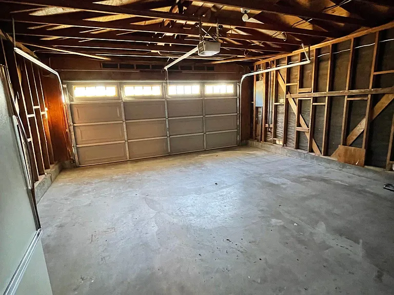 3952 Shenandoah Dr — Photo 17