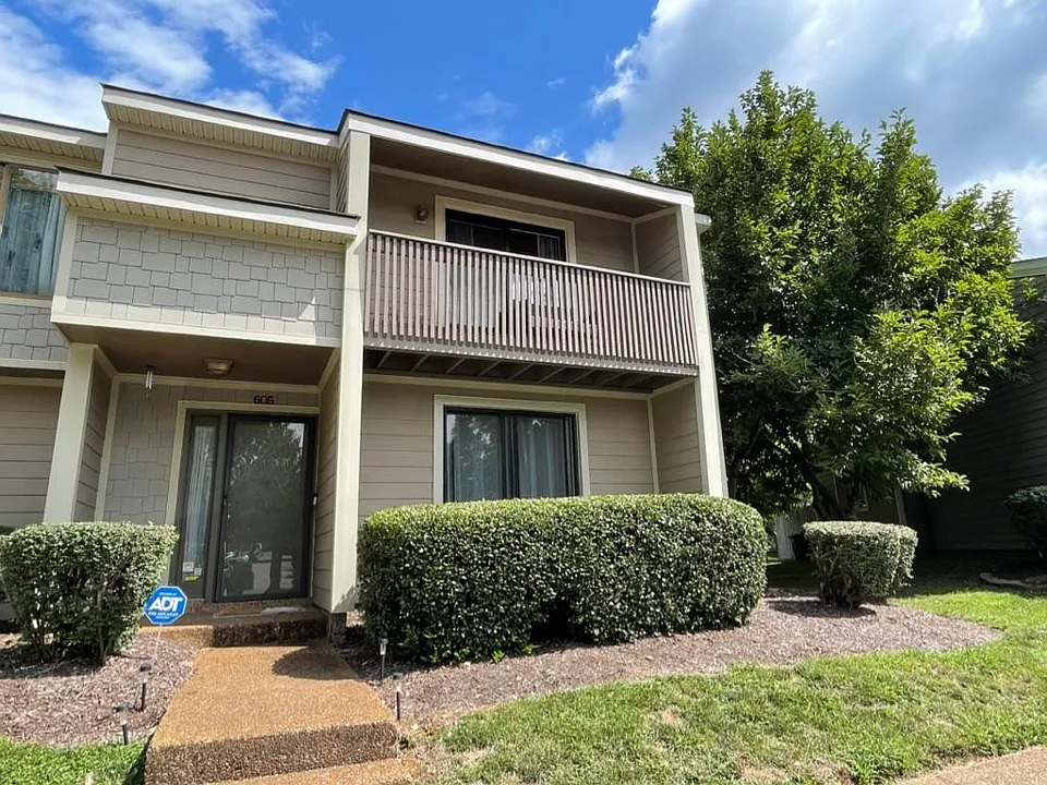 605 Barlin Dr