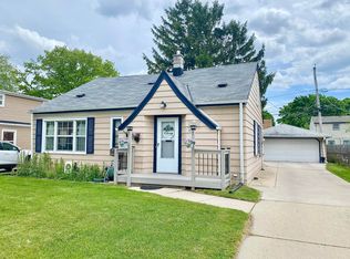 3838 S 5th Pl, Milwaukee, WI 53207