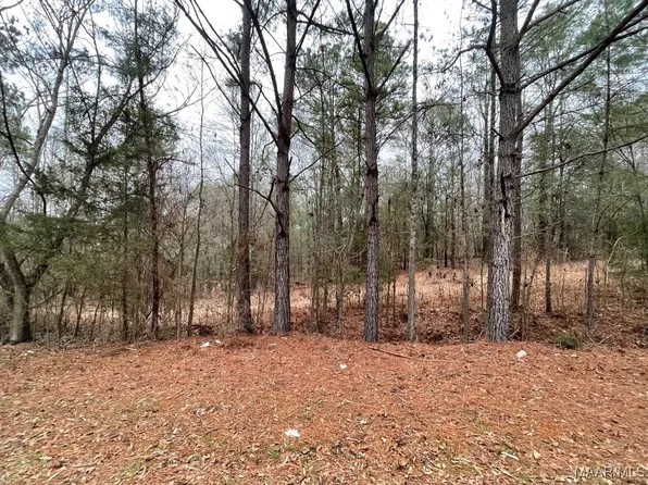 56 Whipporwill Rd, Wetumpka, AL 36092