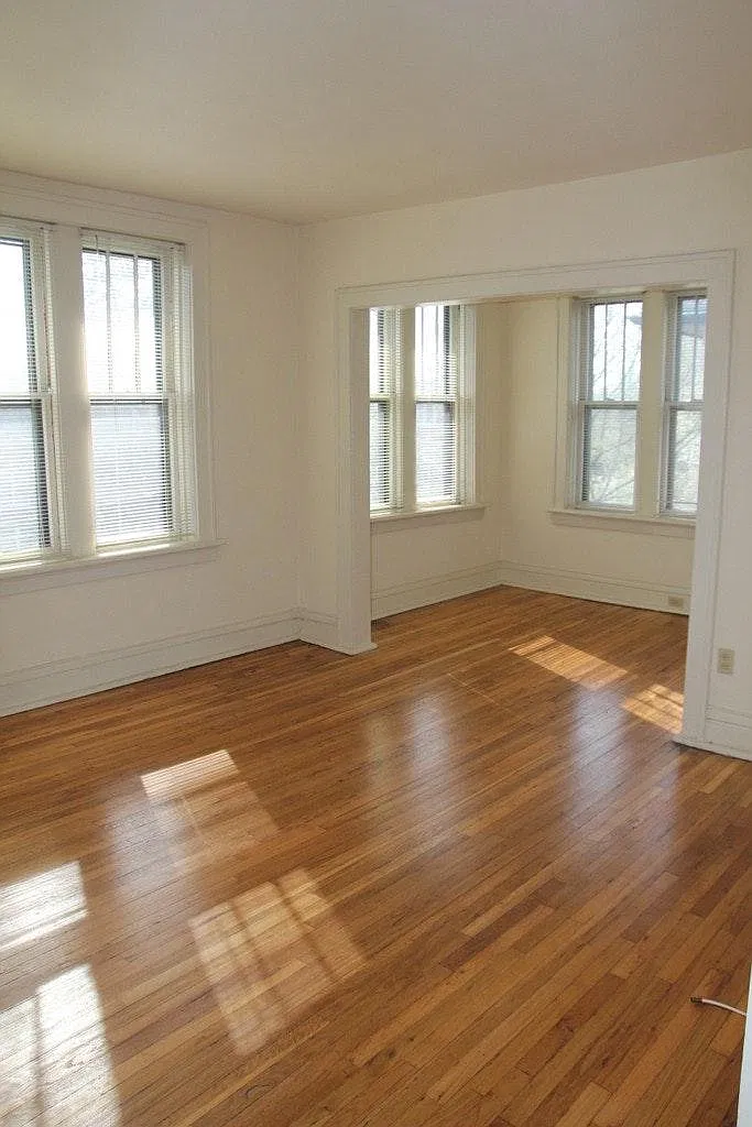 2 bed, 1400 sqft, $1,295 — Photo 3
