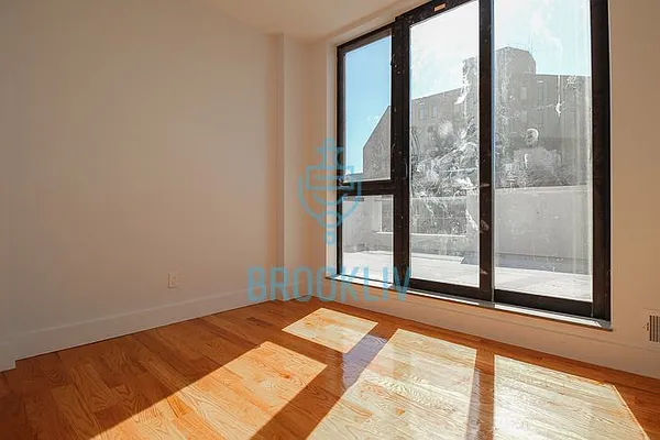 Rented by null | media 5