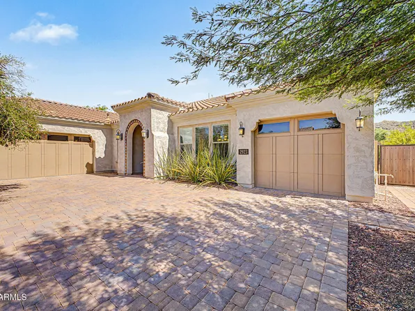 2923 E CONSTANCE Way, Phoenix, AZ 85042
