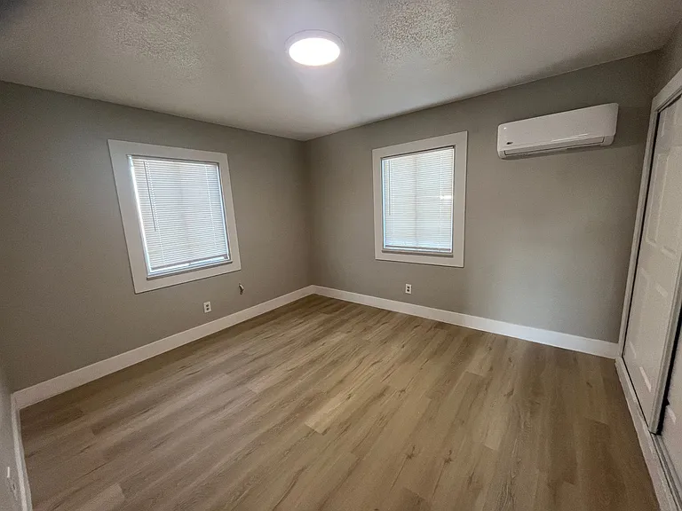 133 W Williams St — Photo 3