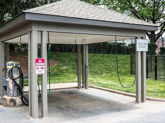 Crossing at Quail Hollow Car Wash Station