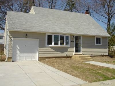 187 N 4th St, Bethpage, NY, 11714