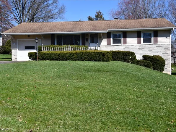 4048 Baymar Dr, Youngstown, OH 44511