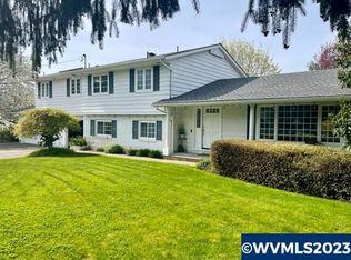 109 NW Country Club Ln, Albany, OR 97321