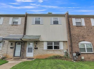 5204 Leeward Rd, Bensalem, PA 19020
