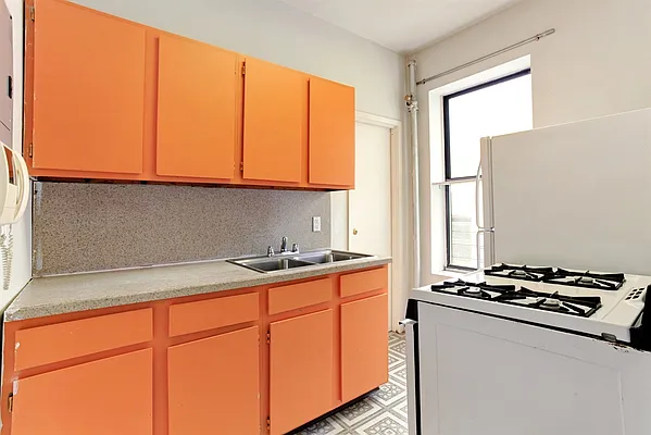 Sold by Corcoran | media 6