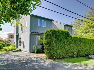 1 Ledge Rd, Newport, RI 02840