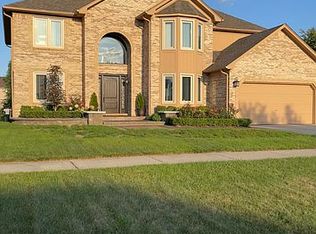 50156 Shenandoah Dr, Macomb, MI 48044