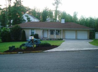 115 Oakwood Dr, Clinton, TN 37716