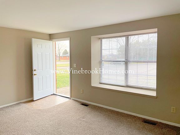 2nd image of 7504 Mount Whitney St