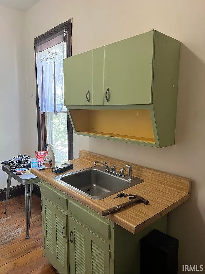 1 bed, 1.0 bath, 450 sqft, $825 — Photo 3