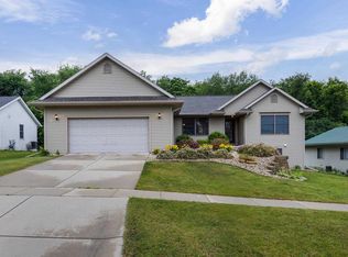 742 Hemphill Ave, Edgerton, WI